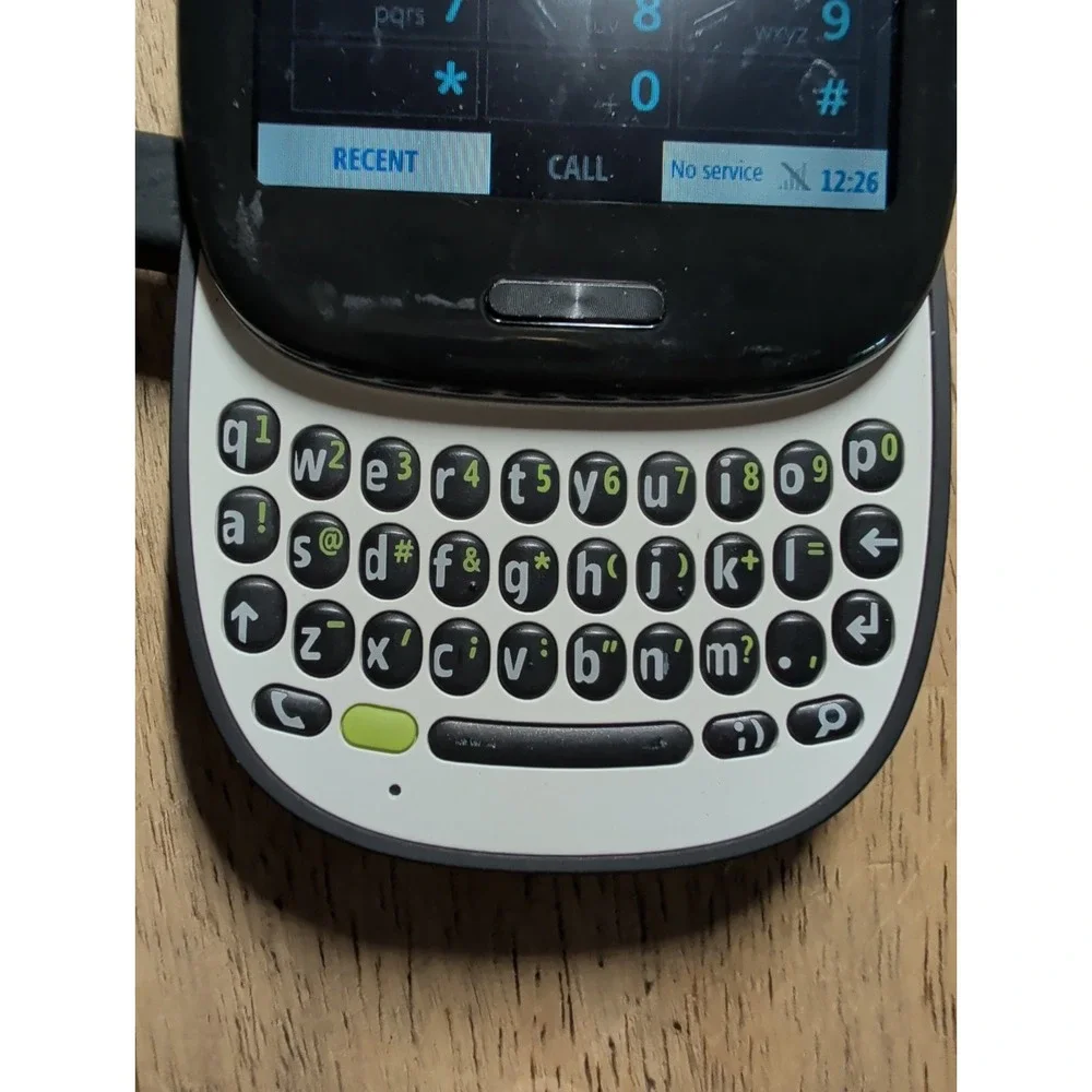 Microsoft Kin One - Black Powers On Works Cool Phone